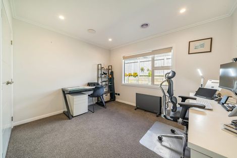 Photo of property in 62 Banks Boulevard, Whitby, Porirua, 5024