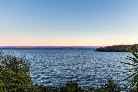 Photo of property in 817 Acacia Bay Road, Acacia Bay, Taupo, 3330