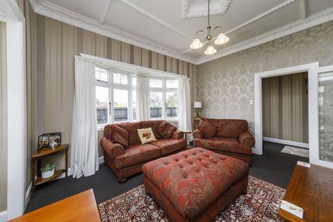 Photo of property in 2 Fagan Street, Sanson, 4817