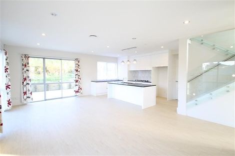 Photo of property in 69 Ridgedale Road, Silverdale, 0932