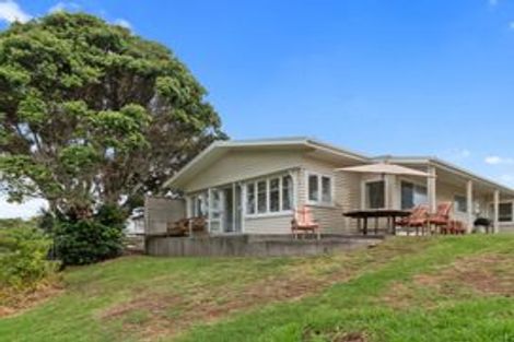 Photo of property in 15 Dillon Street, Waihi Beach, 3611