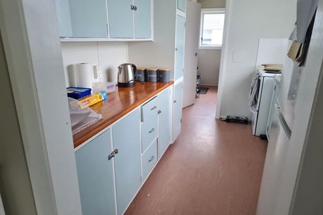 Photo of property in 27ab Loongana Street, Waitangirua, Porirua, 5024