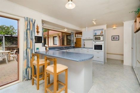 Photo of property in 24 Sunny Crescent, Huapai, Kumeu, 0810