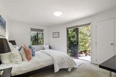 Photo of property in 2/25 Auld Street, Torbay, Auckland, 0630