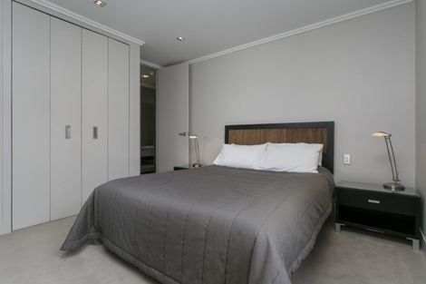 Photo of property in 3/225 Lake Terrace, Waipahihi, Taupo, 3330