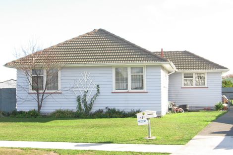 Photo of property in 17 Constable Crescent, Onekawa, Napier, 4110