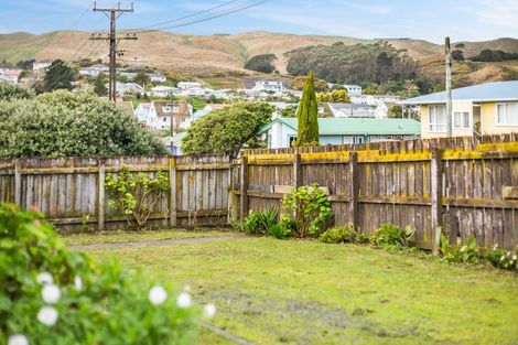 Photo of property in 91 Astrolabe Street, Cannons Creek, Porirua, 5024