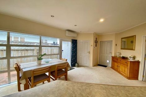 Photo of property in 39b Saint Albans Avenue, Hokowhitu, Palmerston North, 4410