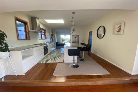 Photo of property in 43 Homebush Road, Khandallah, Wellington, 6035