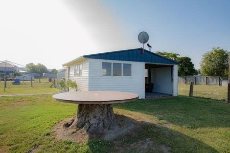 Photo of property in 142 Seddon Street, Patutahi, Gisborne, 4072