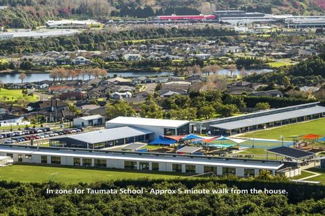 Photo of property in 11 Trans Tasman Way, Pyes Pa, Tauranga, 3112