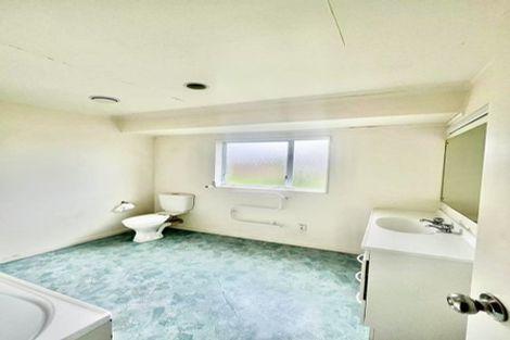 Photo of property in 546 Don Buck Road, Westgate, Auckland, 0614