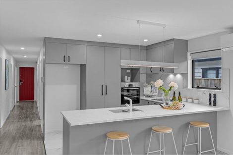 Photo of property in 14 Noia Way, Karaka, Papakura, 2113