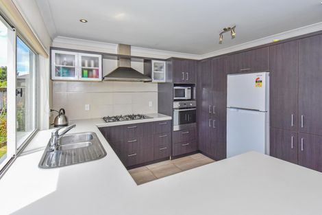 Photo of property in 7 Stranraer Crescent, Wattle Downs, Auckland, 2103