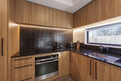 Photo of property in 5/274 Kilmore Street, Christchurch Central, Christchurch, 8011