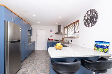 Photo of property in 2 Regan Street, Stratford, 4332