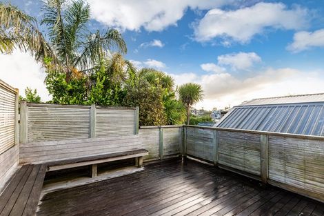 Photo of property in 2/13 Hart Road, Hauraki, Auckland, 0622
