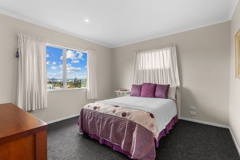 Photo of property in 12 Weka Street, Mangawhai, 0505