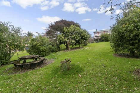 Photo of property in 63 Taunton Terrace, Blockhouse Bay, Auckland, 0600