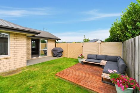 Photo of property in 23 Luxembourg Crescent, Halswell, Christchurch, 8025