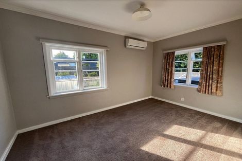 Photo of property in 98/98a Weraroa Road, Levin, 5510