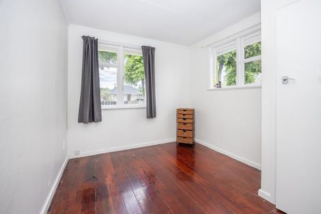 Photo of property in 1 Kenney Crescent, Fairfield, Hamilton, 3214