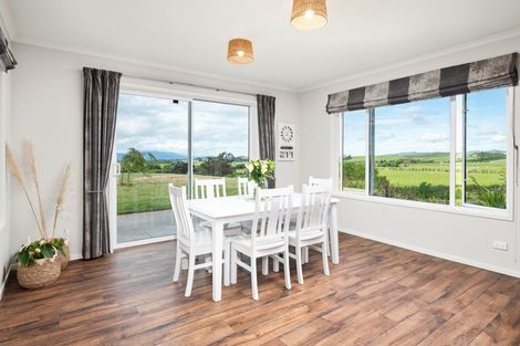 Photo of property in 670 Hawkesbury Road, Hawkesbury, Blenheim, 7272