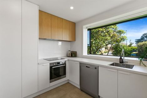 Photo of property in 32 Royalist Avenue, North New Brighton, Christchurch, 8083