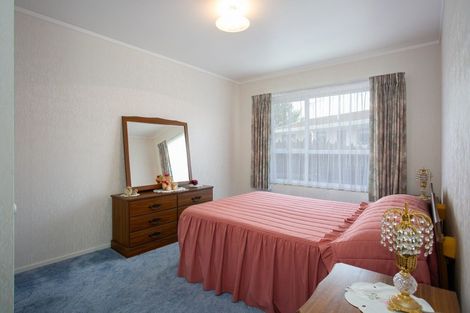 Photo of property in 31 Sheridan Crescent, Leamington, Cambridge, 3432