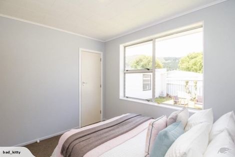 Photo of property in 270b Wellington Road, Wainuiomata, Lower Hutt, 5014