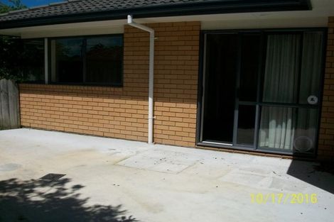 Photo of property in 1/72 Swanson Road, Henderson, Auckland, 0610