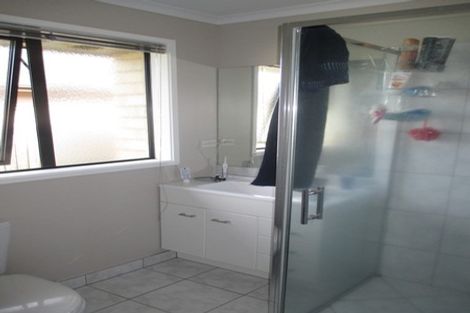 Photo of property in 18 Oldfield Court, Huntington, Hamilton, 3210