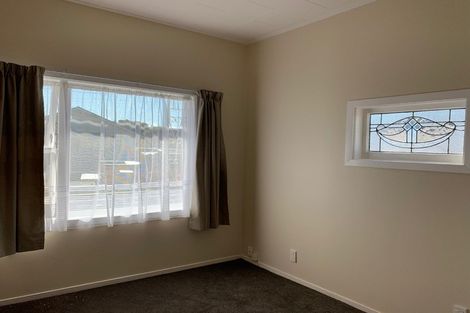 Photo of property in 42 Strathavon Road, Miramar, Wellington, 6022