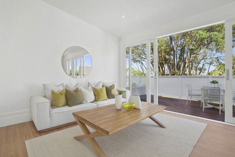 Photo of property in 4 Clarence Road, Northcote Point, Auckland, 0627