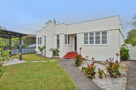 Photo of property in 1/21 Cassino Crescent, Onekawa, Napier, 4110