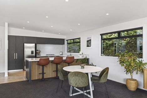 Photo of property in 58a Brois Street, Frankleigh Park, New Plymouth, 4310