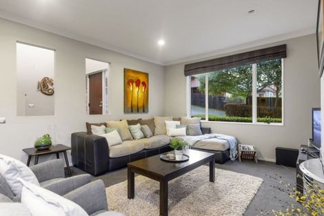 Photo of property in 240 Schnapper Rock Road, Schnapper Rock, Auckland, 0632