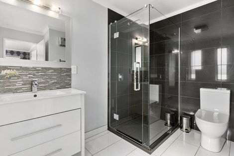 Photo of property in 9 Norman Terrace, Wanaka, 9305