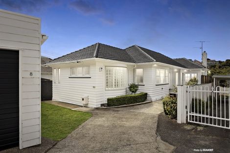 Photo of property in 8 Bristow Place, Karori, Wellington, 6012