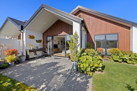 Photo of property in 5 Earhart Lane, Wigram, Christchurch, 8042