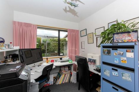 Photo of property in 157a Heta Road, Highlands Park, New Plymouth, 4312