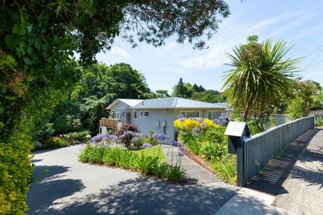 Photo of property in 9 Beaumont Crescent, Frankleigh Park, New Plymouth, 4310