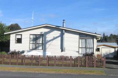 Photo of property in 11 Coventry Road, Melville, Hamilton, 3206