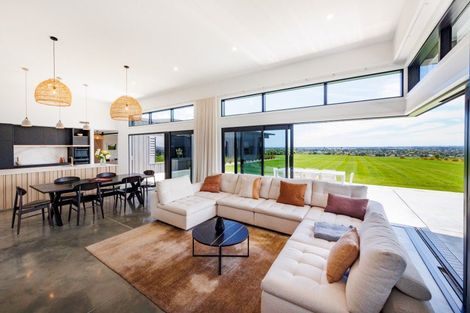 Photo of property in 50 Branksome Place, Aokautere, Palmerston North, 4471