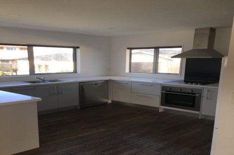 Photo of property in 51 Niven Street, Avondale, Christchurch, 8061