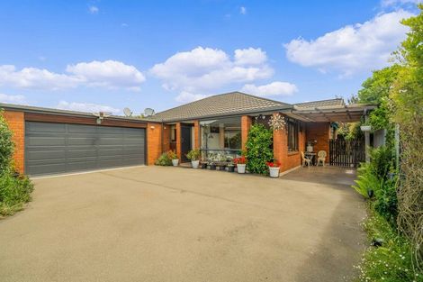 Photo of property in 2/82 Middleton Road, Upper Riccarton, Christchurch, 8041