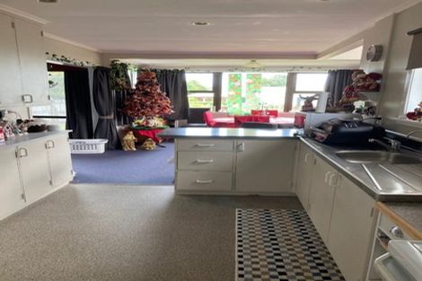 Photo of property in 4 Margaret Place, Merrilands, New Plymouth, 4312