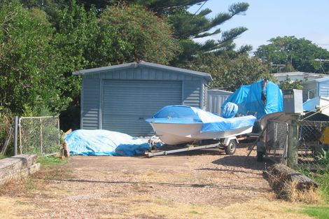 Photo of property in 13 Nikau Road, Oneroa, Waiheke Island, 1081