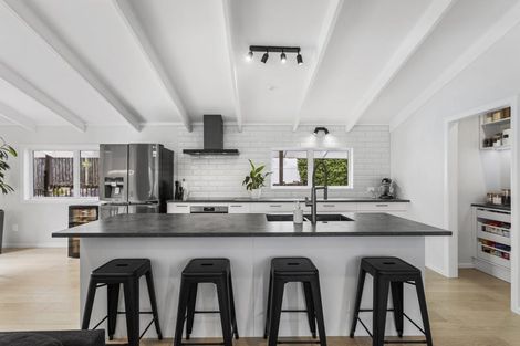 Photo of property in 13 Lanigan Street, Birkdale, Auckland, 0626