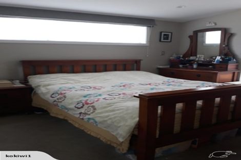 Photo of property in 2/113 Moorefield Road, Johnsonville, Wellington, 6037